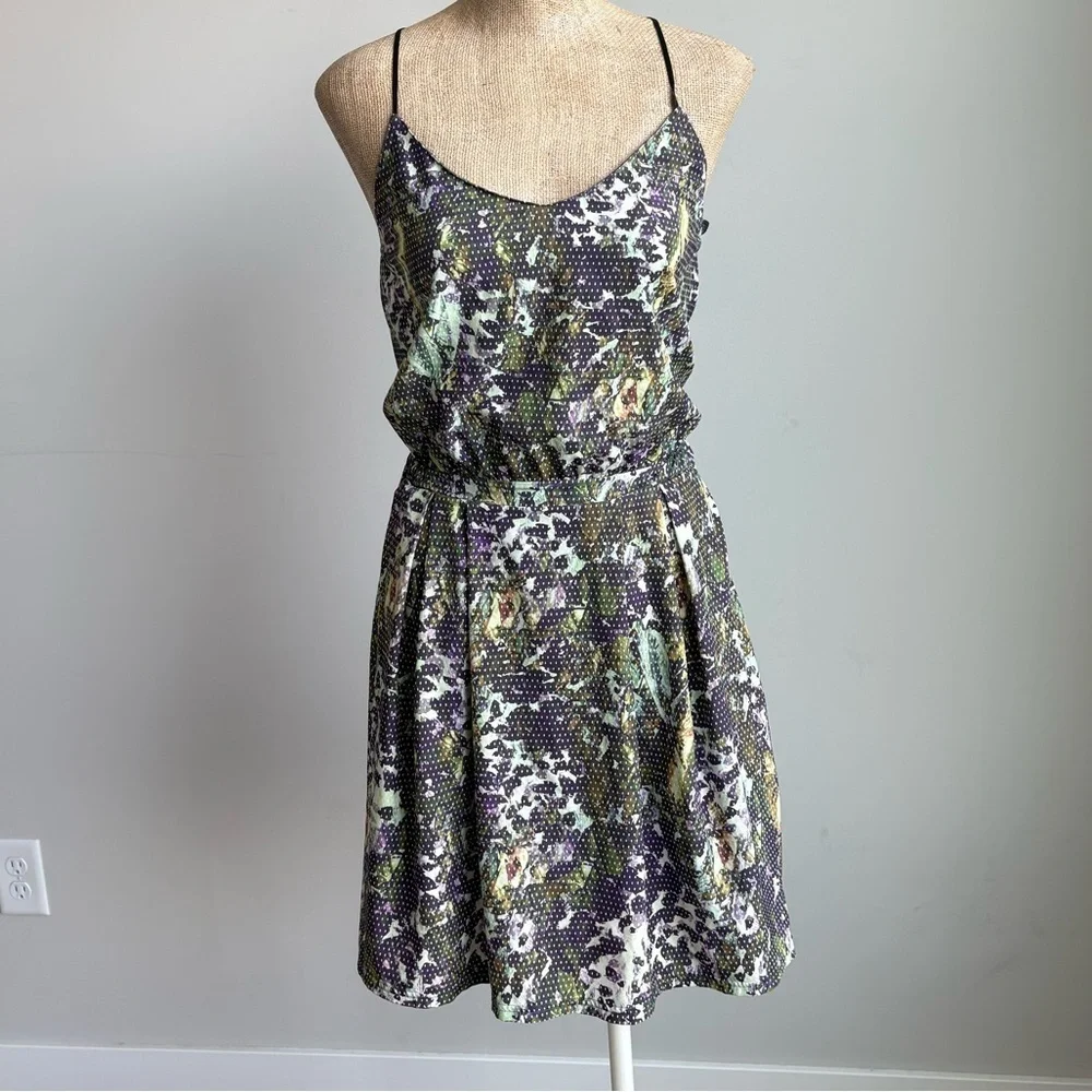 LULULEMON City Summer Dress Floral Sport Size 4